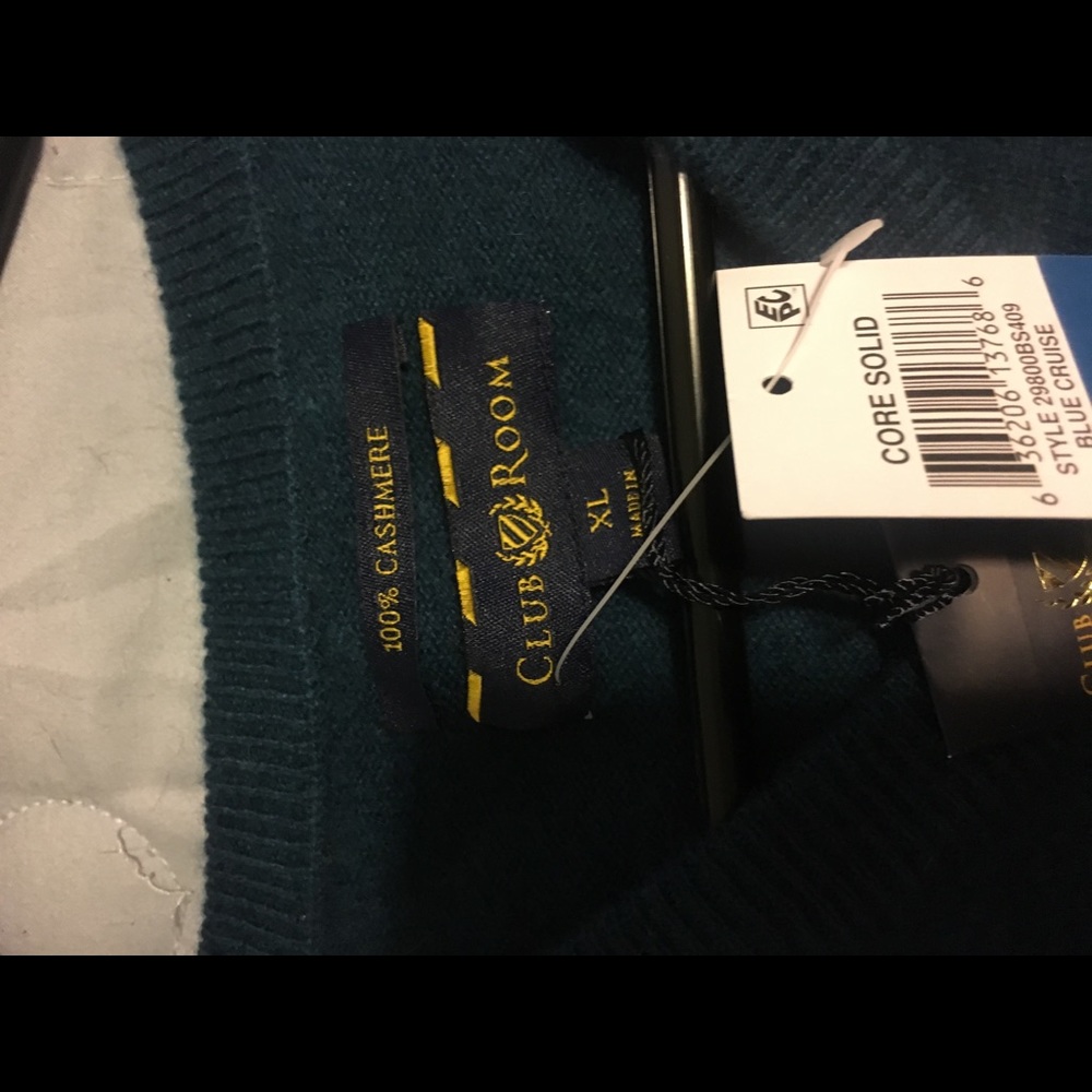 Cashmere sweater